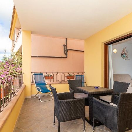 Appartamento Con Piscina 03 Trinità dʼAgultu Exterior foto